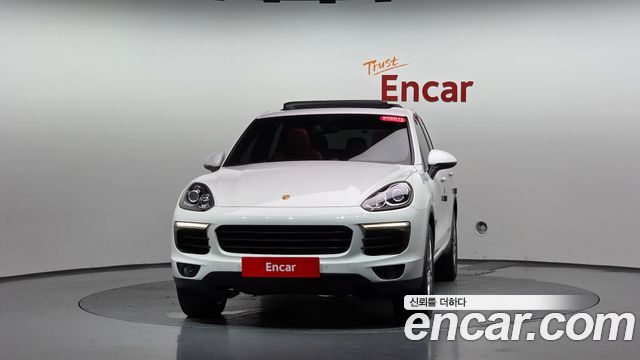 Porsche Cayenne 2016 — photo 3