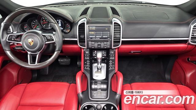 Porsche Cayenne 2016 — photo 10
