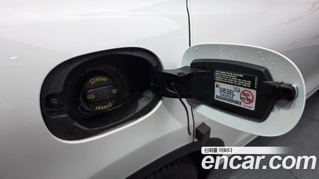 Porsche Cayenne 2016 — photo 28