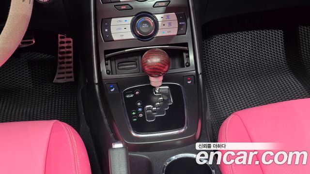 Hyundai Genesis 2009 — photo 9