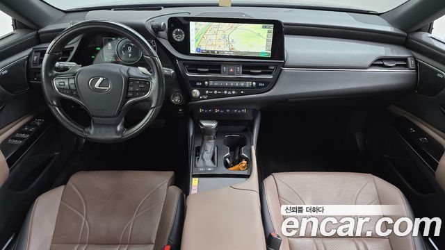 Lexus ES 2025 — photo 10