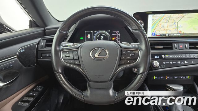 Lexus ES 2025 — photo 19
