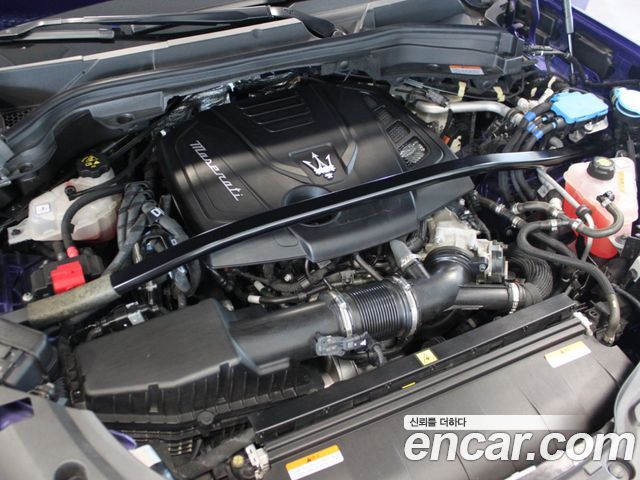 Maserati Grecale 2024 — photo 6