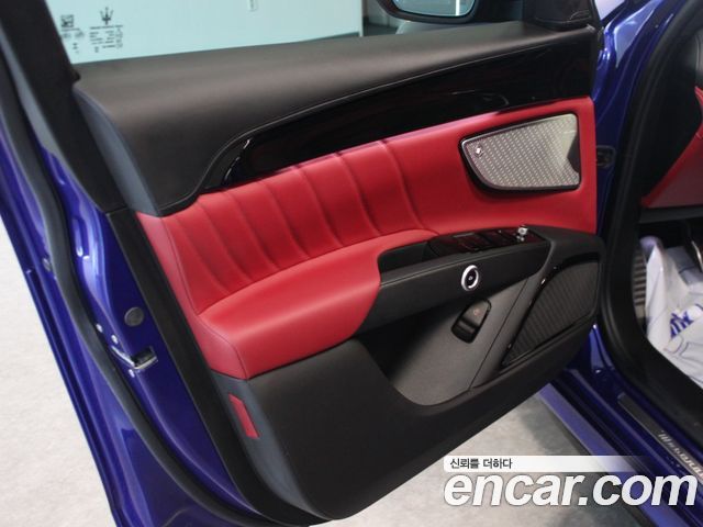 Maserati Grecale 2024 — photo 12