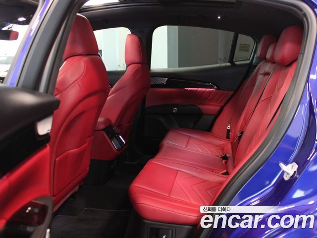 Maserati Grecale 2024 — photo 14