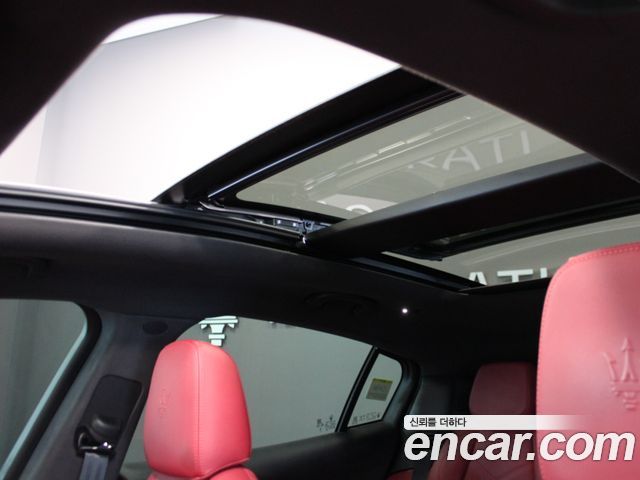 Maserati Grecale 2024 — photo 18