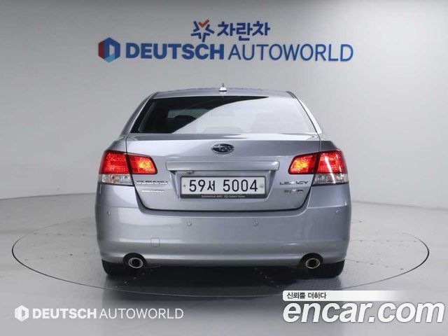 Subaru Legacy 2010 — photo 4