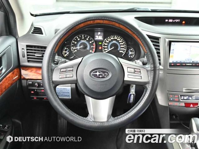 Subaru Legacy 2010 — photo 13