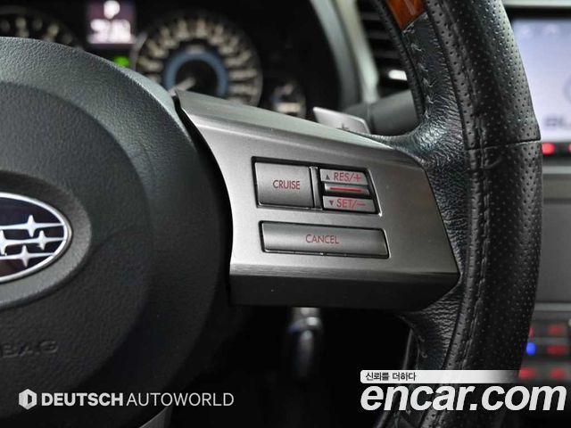 Subaru Legacy 2010 — photo 16