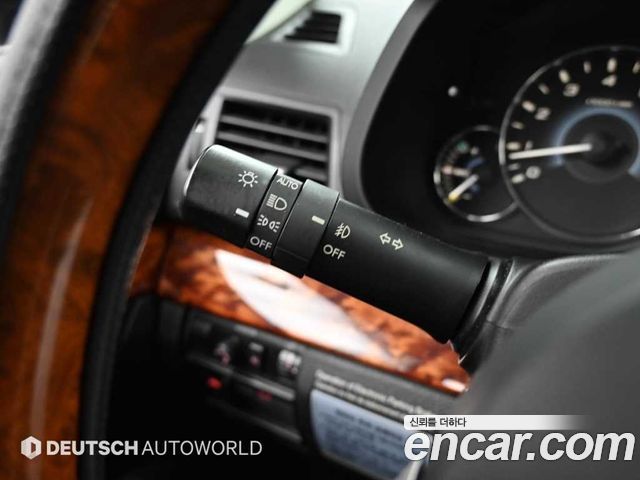 Subaru Legacy 2010 — photo 17