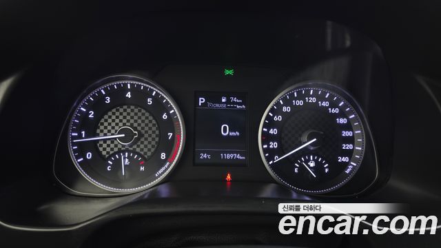 Hyundai AVANTE 2019 — photo 11