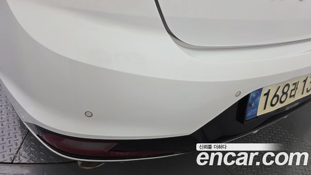Hyundai AVANTE 2019 — photo 24