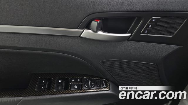 Hyundai AVANTE 2019 — photo 29