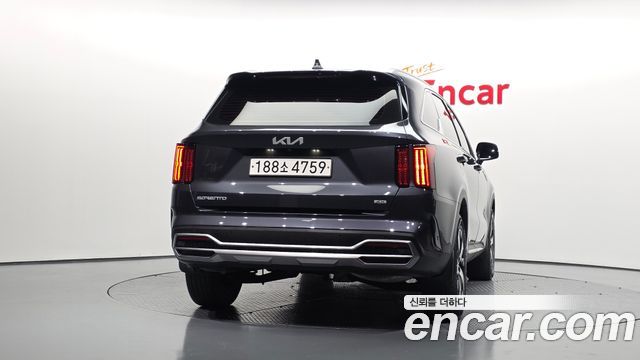 Kia Sorento 2023 — photo 4