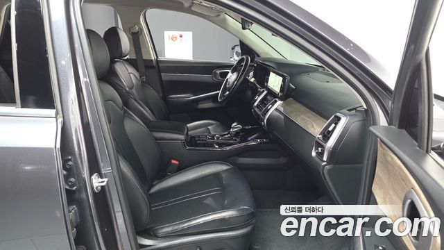 Kia Sorento 2023 — photo 17