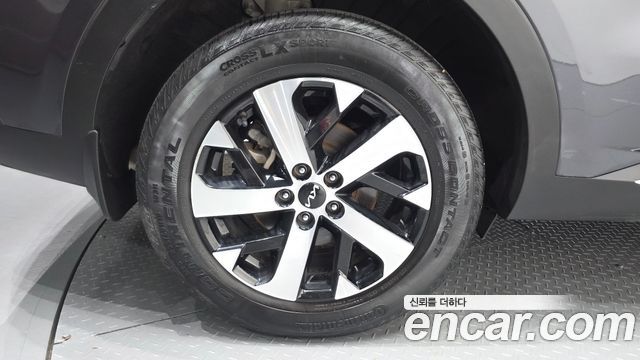 Kia Sorento 2023 — photo 7