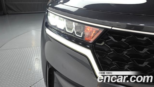 Kia Sorento 2023 — photo 8