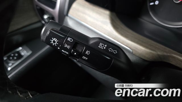 Kia Sorento 2023 — photo 30