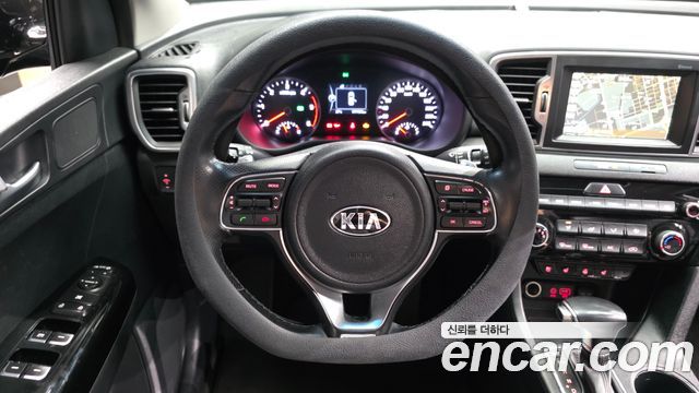 Kia Sportage 2016 — photo 19