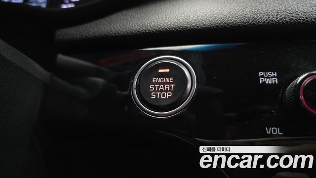 Kia Sportage 2016 — photo 28