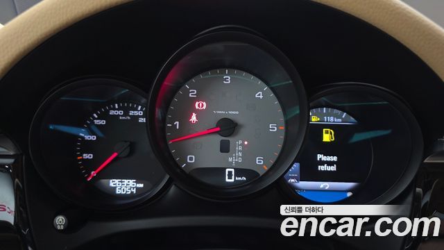 Porsche Macan 2017 — photo 8