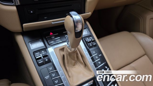 Porsche Macan 2017 — photo 9