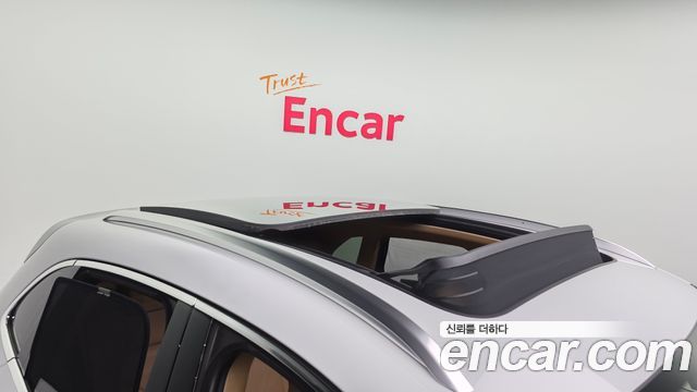 Porsche Macan 2017 — photo 20