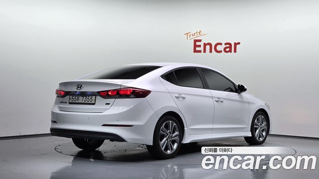Hyundai AVANTE 2017 — photo 2