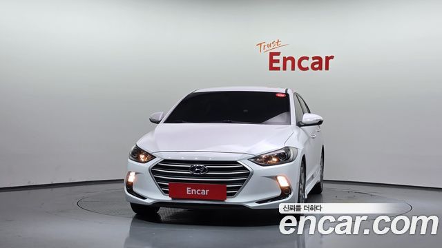 Hyundai AVANTE 2017 — photo 3