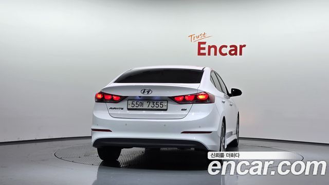 Hyundai AVANTE 2017 — photo 4