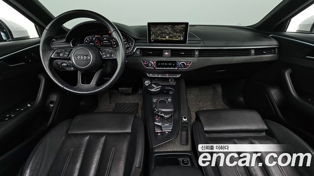 Audi A4 2019 — photo 10