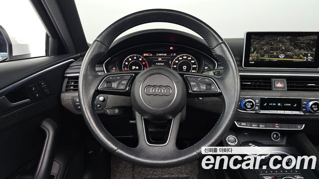 Audi A4 2019 — photo 19