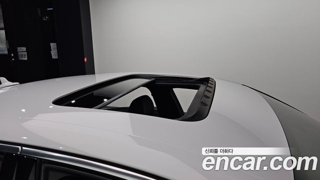 Audi A4 2019 — photo 25