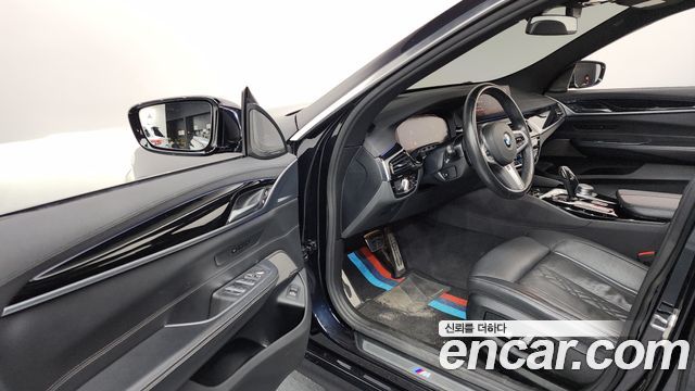 BMW Gran Turismo 2020 — photo 10