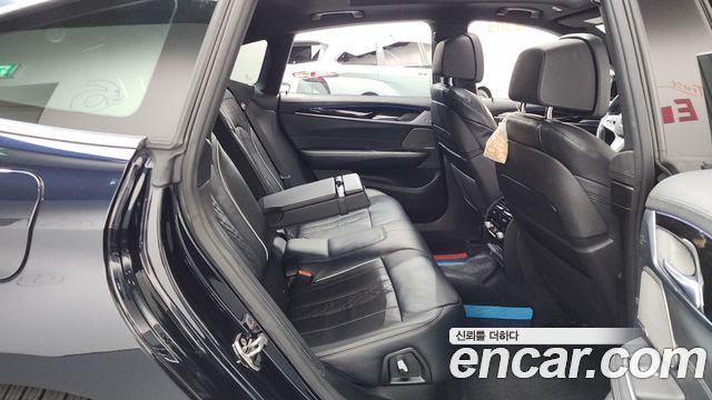 BMW Gran Turismo 2020 — photo 11
