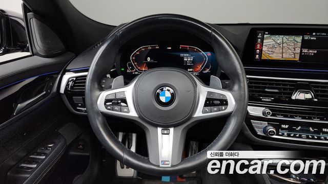 BMW Gran Turismo 2020 — photo 13