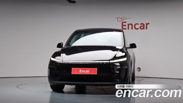 Tesla Model Y 2026 — photo 3