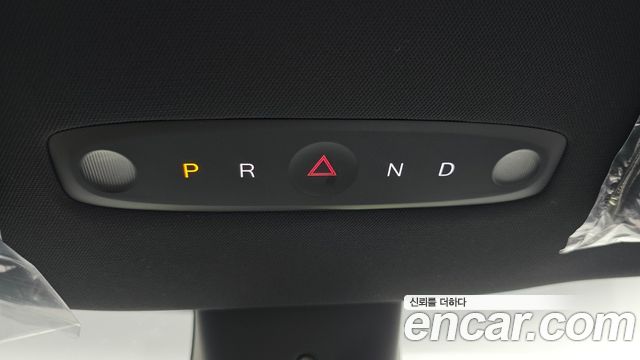 Tesla Model Y 2026 — photo 12