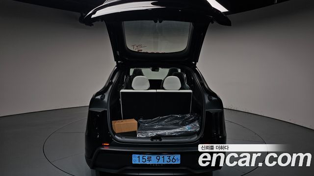 Tesla Model Y 2026 — photo 26