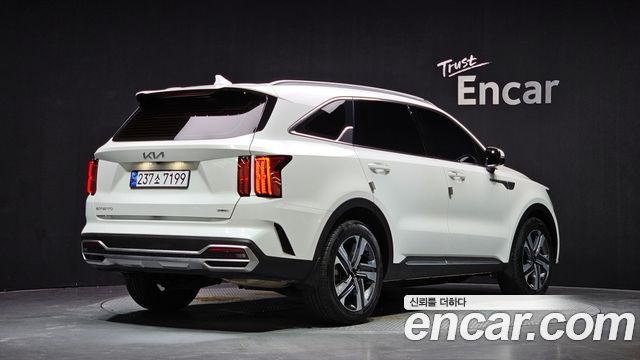 Kia Sorento 2023 — photo 2