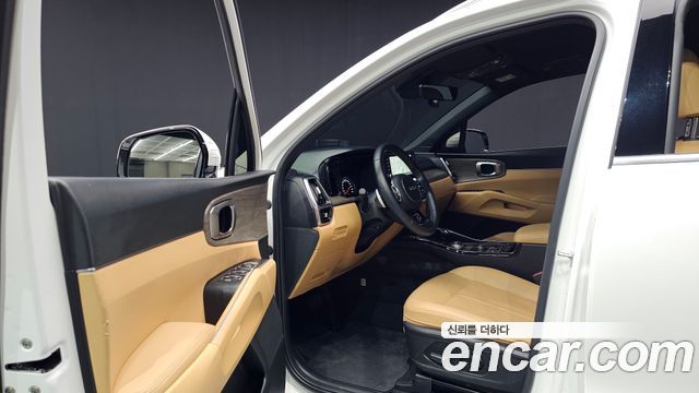 Kia Sorento 2023 — photo 10