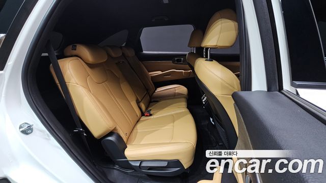 Kia Sorento 2023 — photo 11