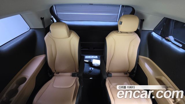 Kia Canival 2022 — photo 25