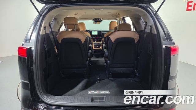 Kia Canival 2022 — photo 26