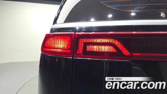 Kia Canival 2022 — photo 9