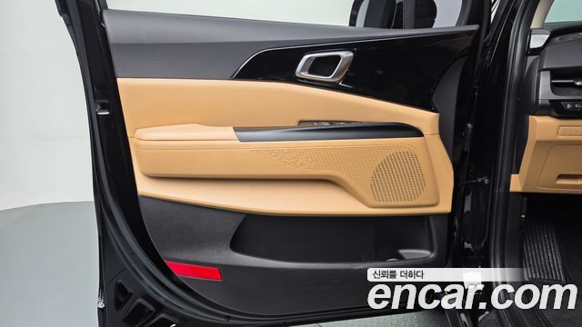 Kia Canival 2022 — photo 14