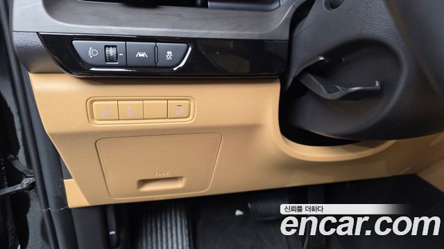 Kia Canival 2022 — photo 28