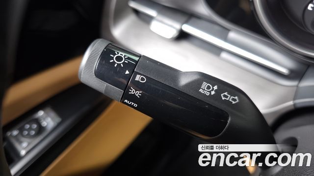 Kia Canival 2022 — photo 30