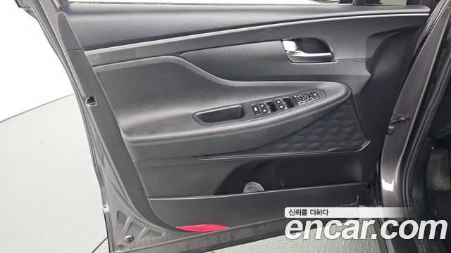 Hyundai Santafe 2022 — photo 14