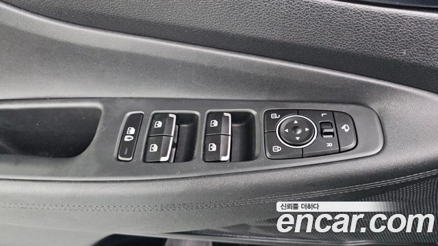 Hyundai Santafe 2022 — photo 28